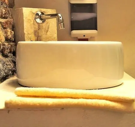 Lovingenoa Prione Appartement